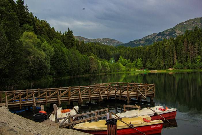Karagöl muhteşem doğası ile masal diyarlarını andırıyor 10